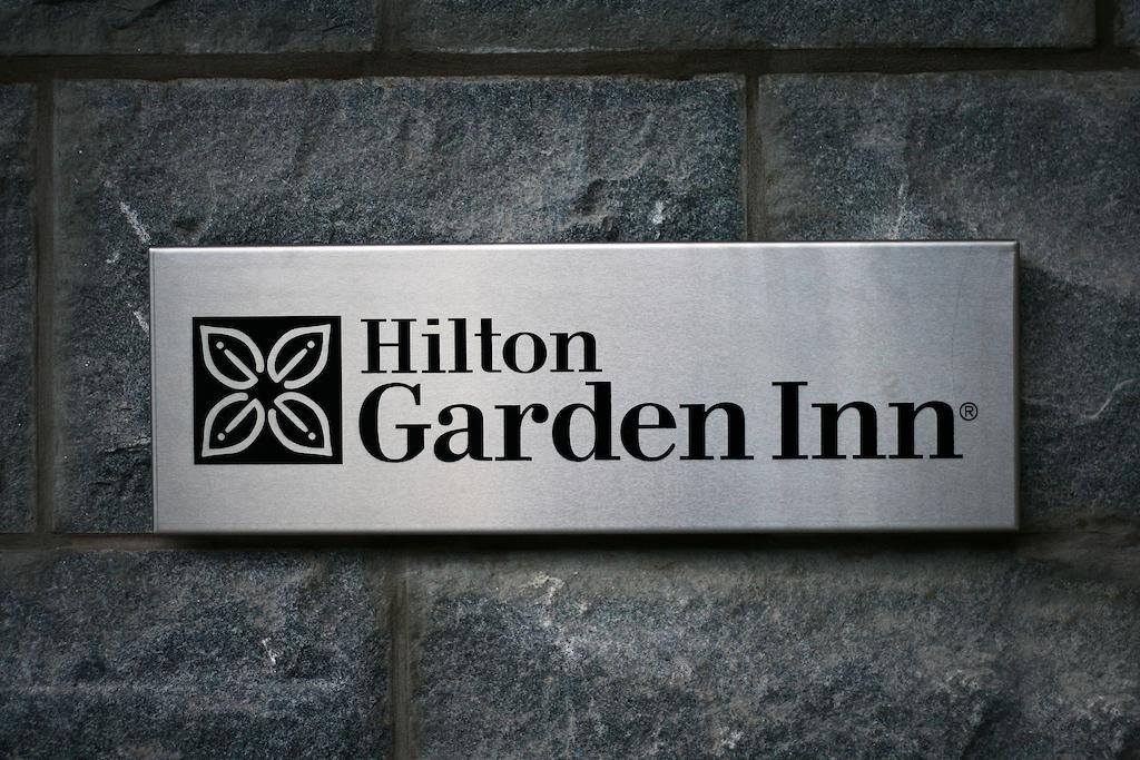 Hilton Garden Inn Aberdeen City Centre Exterior foto